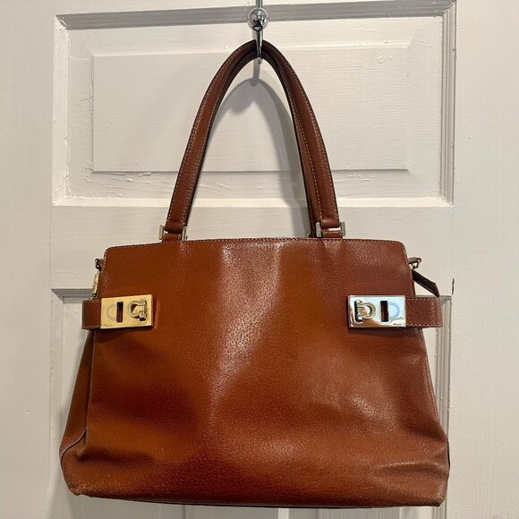 Salvatore Ferragamo Gancini 2 Way leather handbag - Picture 1 of 6